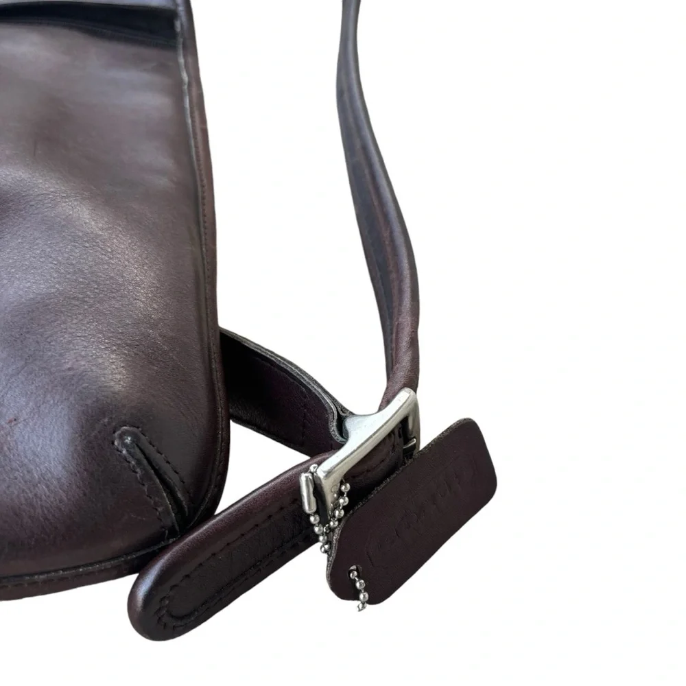 Vintage Rare COACH #9405 Slim Flat Hippie Backpack Brown Leather. - Picture 3 of 12